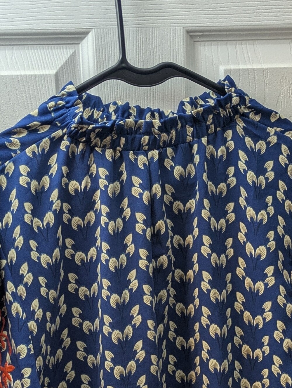 SHEIN Boho Embroidered Puff Sleeve Blouse Blue Cream Floral Peasant Top - Picture 6 of 9